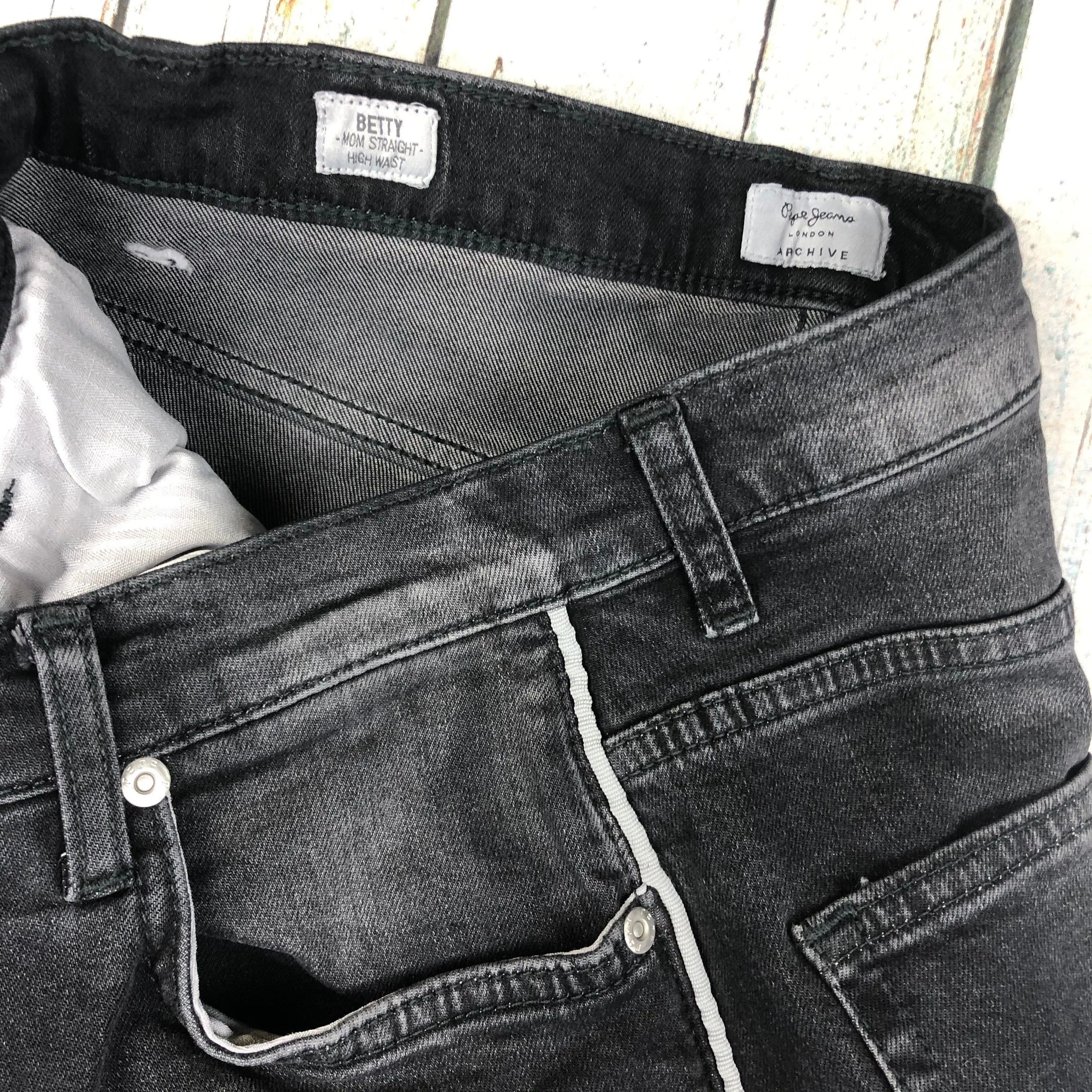 Pepe 'Betty' Ladies Mom Straight High Waist Jeans- Size 26
